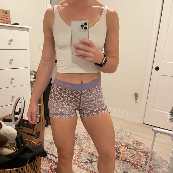 Nike Pro Shorts - Picture 5 of 6